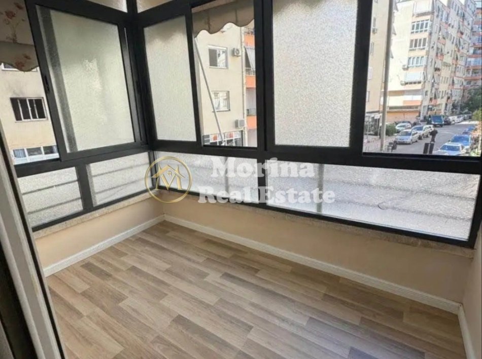 Tirane, shitet apartament 2+1 Kati 2, 83 m² 125.000 € (Astir/Vila L)