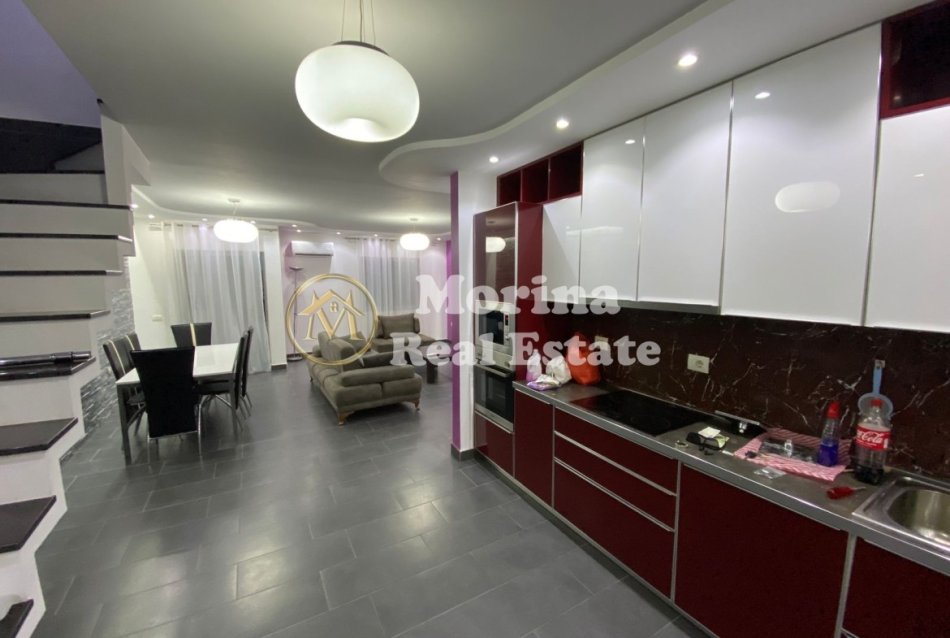 Tirane, jepet me qera apartament duplex 3+1 Kati 4, 140 m² 550 € (Astir)