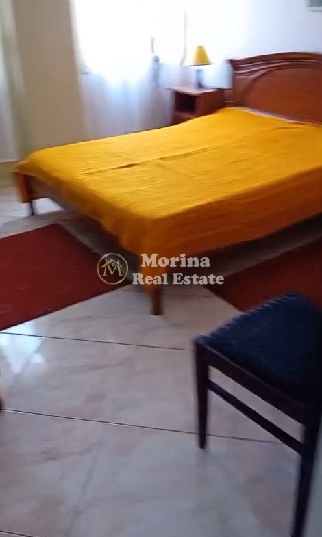 Tirane, jepet me qera apartament 1+1 Kati 2, 62 m² 450 € (Komuna e Parisit)