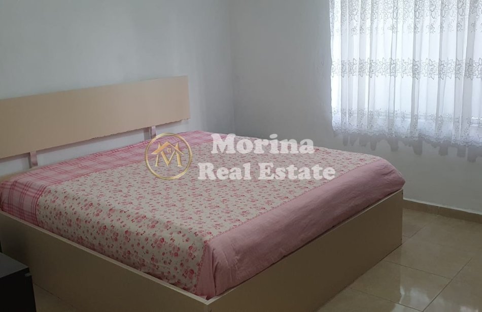 Tirane, jepet me qera shtepi 1+1 Kati 1, 83 m² 400 € (Rruga Jordan Misja)