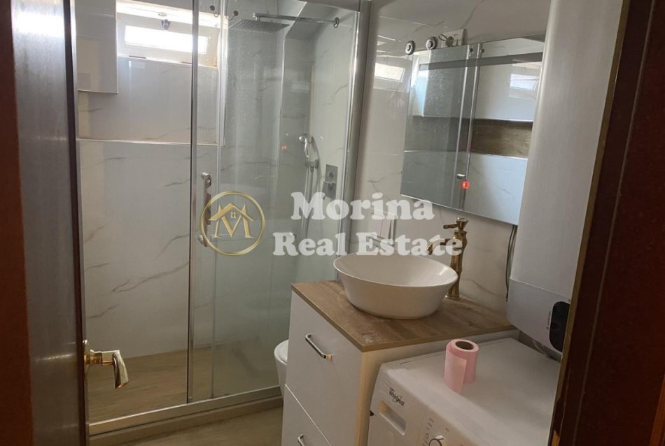 Tirane, jepet me qera apartament 1+1 Kati 1, 55 m² 650 € (Bllok)