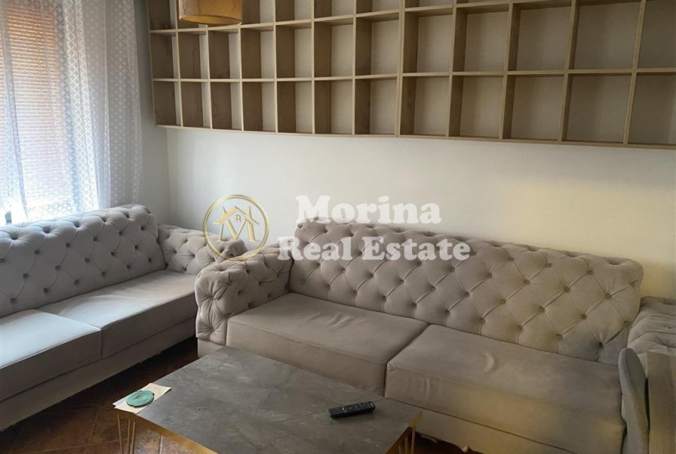 Tirane, jepet me qera apartament 1+1 Kati 1, 55 m² 650 € (Bllok)