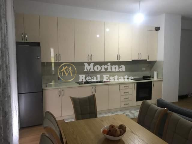 Tirane, jepet me qera apartament 2+1 Kati 6, 105 m² 550 € (Ali Demi)