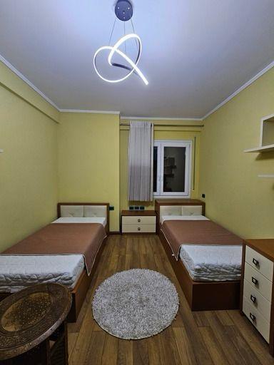 Tirane, shitet apartament 2+1 Kati 3, 89 m² 128.000 € (Yzberisht)