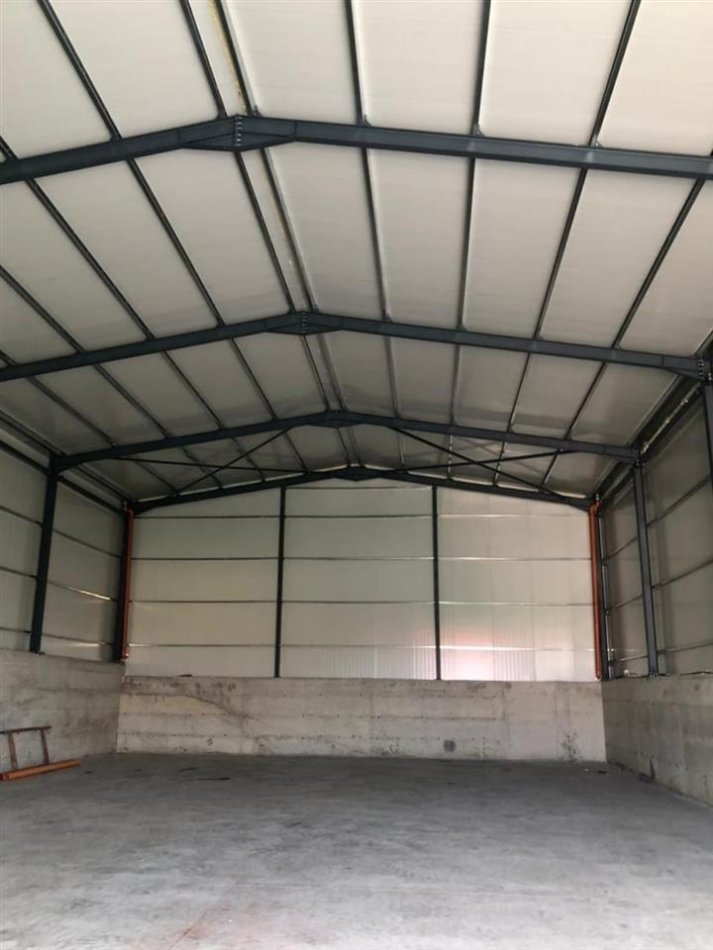 Tirane, jepet me qera magazine Kati 0, 300 m² 1.500 € (Yrshek)