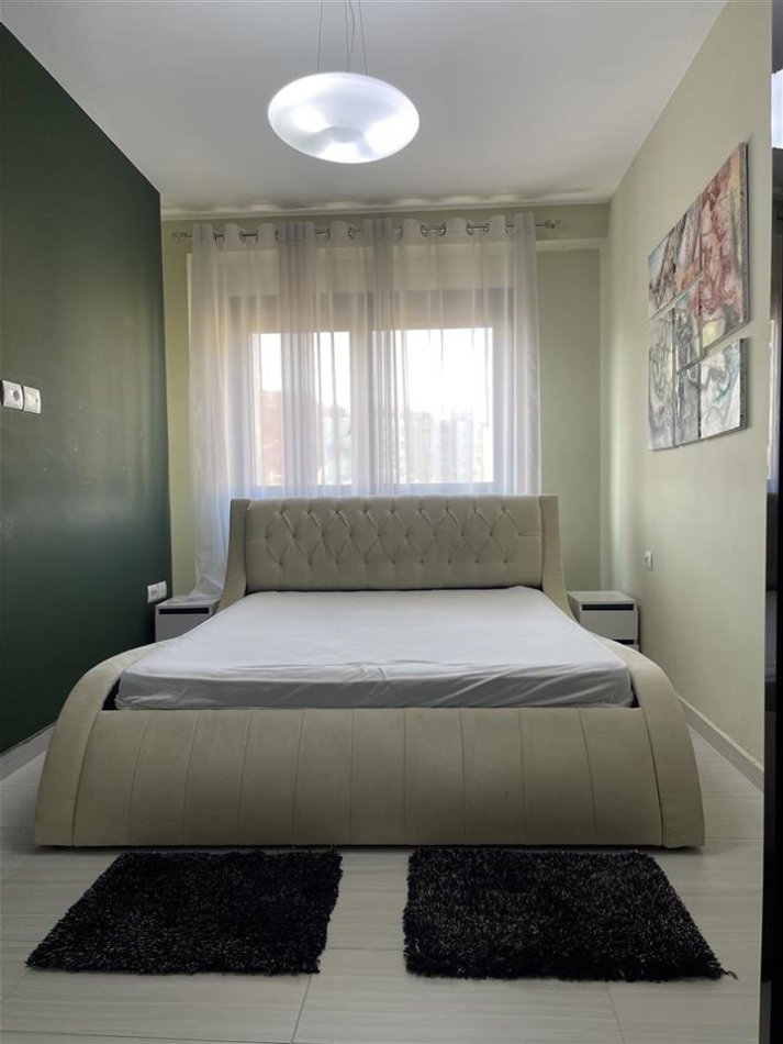 Tirane, jepet me qera apartament 1+1+Ballkon Kati 4, 58 m² 600 € (rruga Sulejman Delvina)
