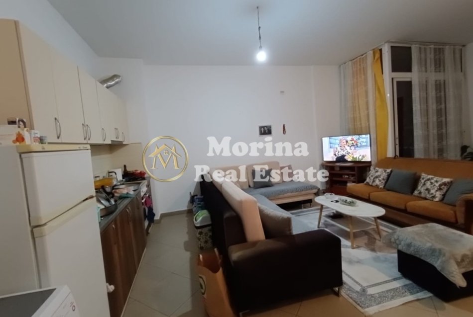 Tirane, shitet apartament 1+1+Ballkon Kati 4, 75 m² 67.500 € (Fresku)