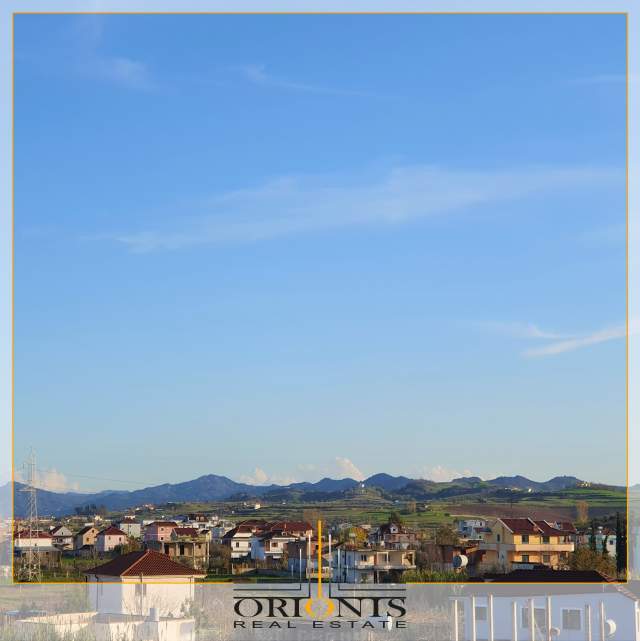 Durres, shitet Vile 3 Katshe 450 m² 165.000 Euro