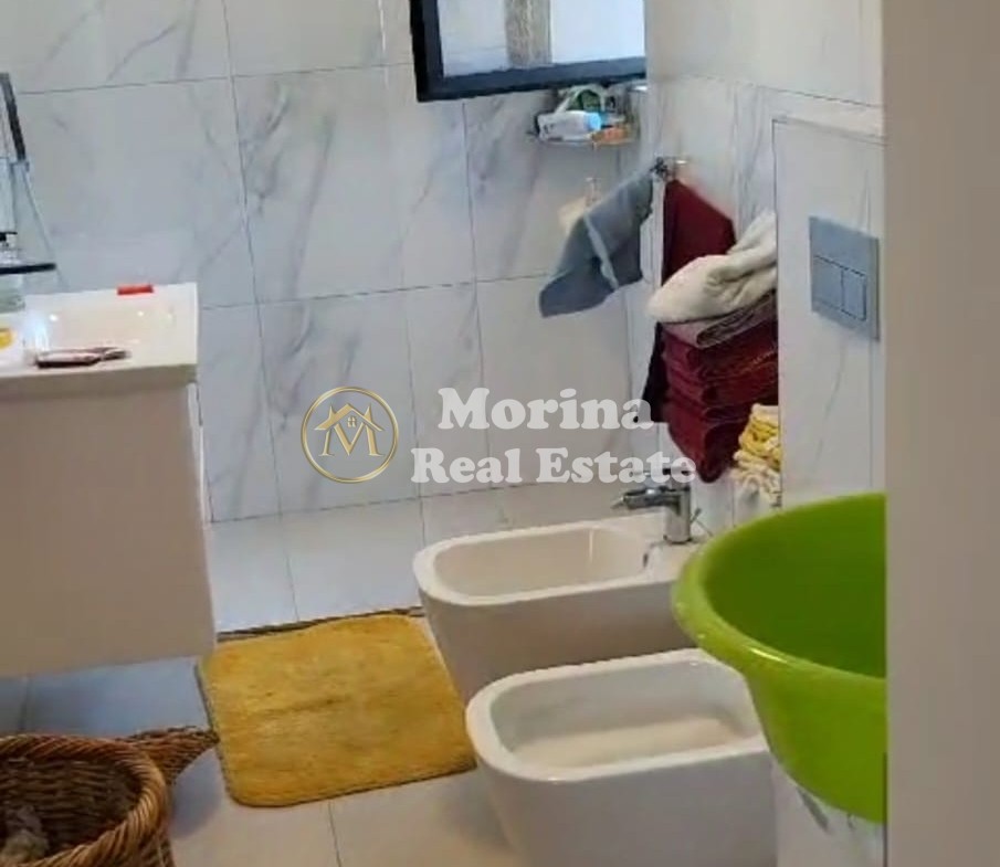 Tirane, shitet apartament 2+1 Kati 10, 91 m² 195650 € (Rruga Dibres)