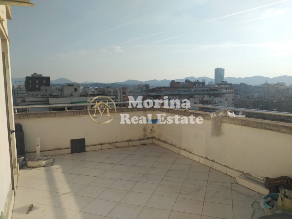 Tirane, jepet me qera apartament 1+1 Kati 8, 60 m² 500 € (Rruga Medreseja)
