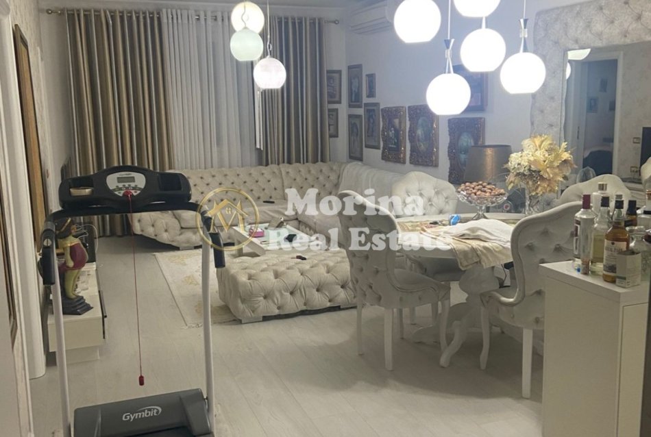 Tirane, shitet apartament 2+1 Kati 5, 72 m² 160.000 € (Rruga Dibres/Fakulteti i Mjeksise)