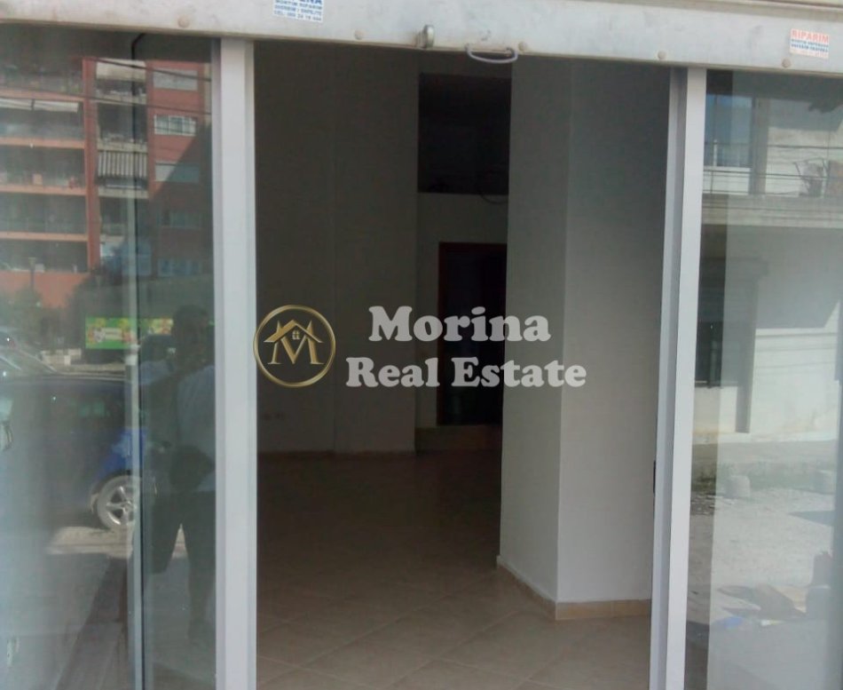 Tirane, shitet ambjent biznesi Kati 1, 32 m² 70.000 € (Unaza e Re/Rruga Mark Bazaiti)