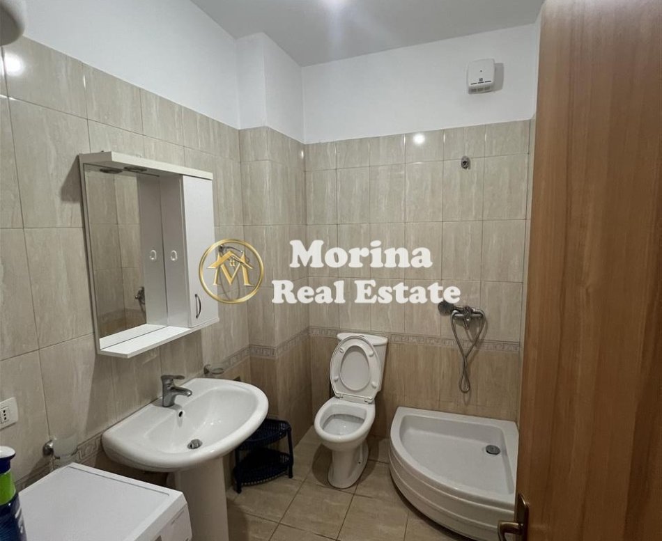 Tirane, jepet me qera apartament 1+1 Kati 3, 77 m² 400 € (Kodra e Diellit)