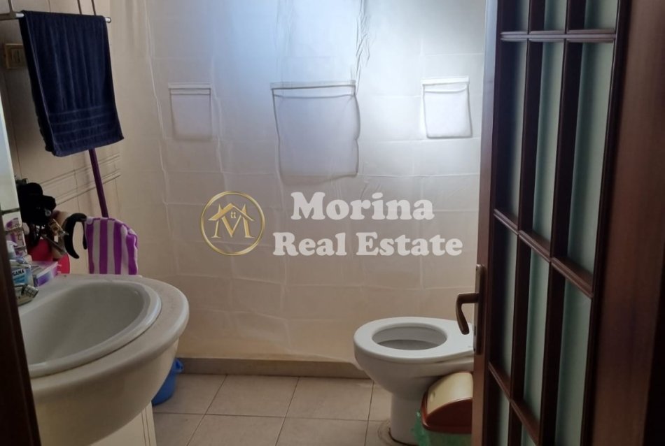 Tirane, jepet me qera apartament 2+1 Kati 5, 78 m² 500 € (Rruga Myslym Shyri)
