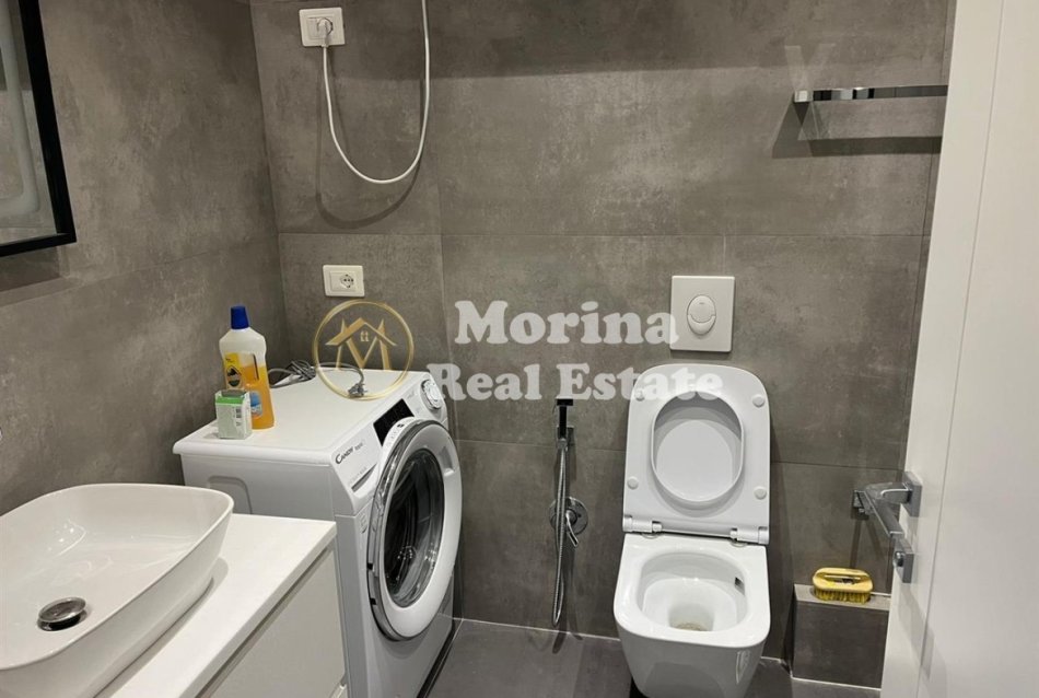 Tirane, jepet me qera apartament 2+1 Kati 5, 98 m² 650 € (Liqeni i Thate)