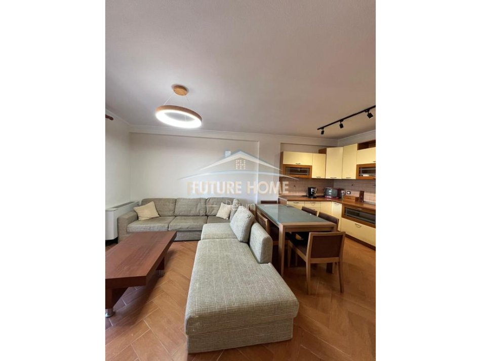 0683487469 Tirane, jepet me qera apartament 2+1+Ballkon Kati 7, 106 m² 168.000 € (KOMBINAT)