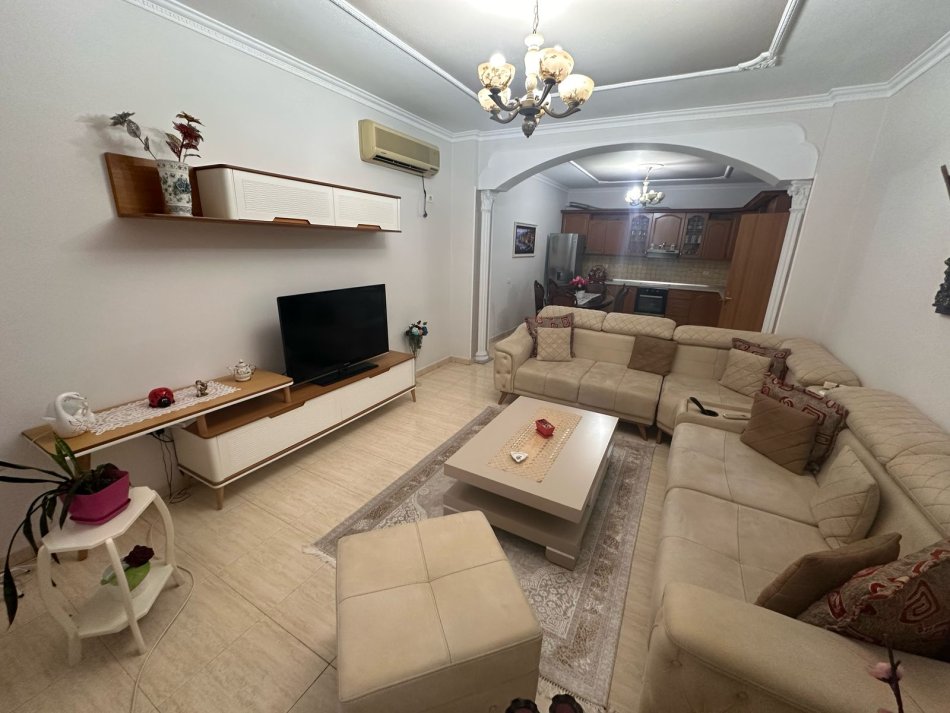 Tirane, jepet me qera apartament 2+1+Aneks+Ballkon Kati 2, 115 m² 700 € (Haxhi Hysen Dalliu)