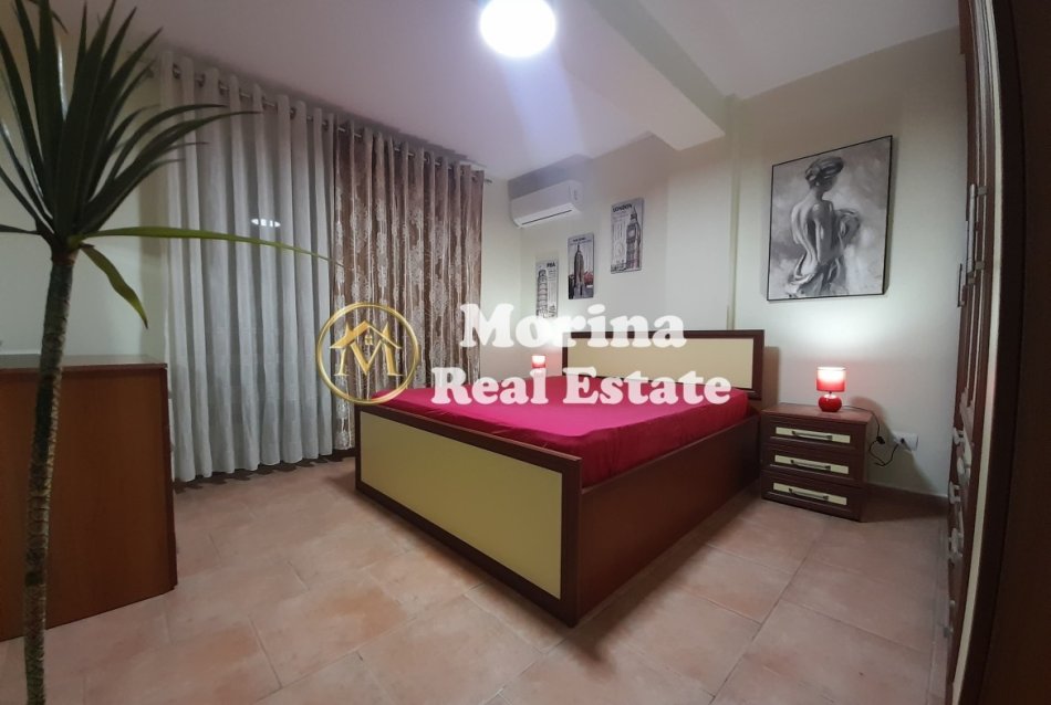 Tirane, jepet me qera apartament 2+1 Kati 8, 97 m² 650 € (Ish Stacioni Trenit)