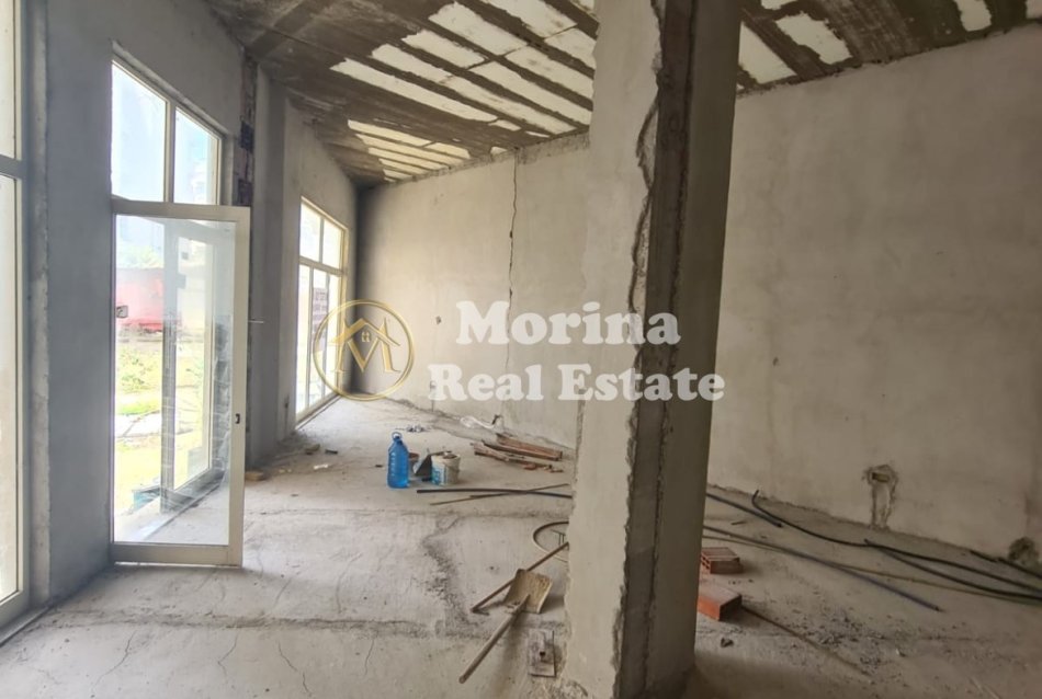 Tirane, shitet ambjent biznesi Kati 1, 120 m² 198.000 € (Liqeni i Thate/Rruga e Ullishtes)