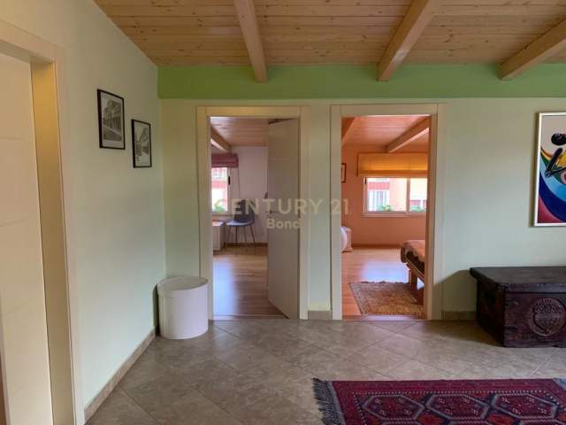 Tirane, jepet me qera apartament 2+1+A Kati 6, 136 m² 600 Euro (Komuna e Parisit)