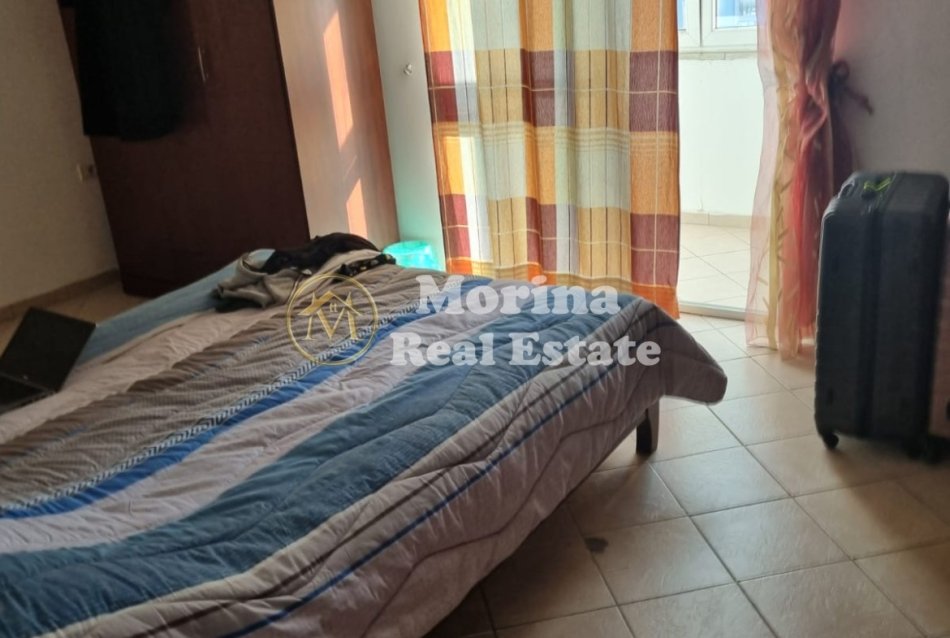 Tirane, jepet me qera apartament 2+1 Kati 5, 78 m² 500 € (Rruga Myslym Shyri)