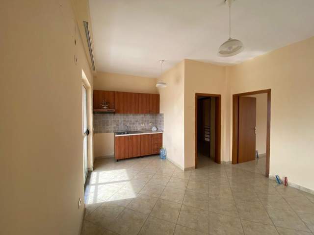 Tirane, shitet apartament 1+1+A+BLK Kati 4, 68 m² 54.000 Euro/m2 (Rruga Kongresi Manastirit)