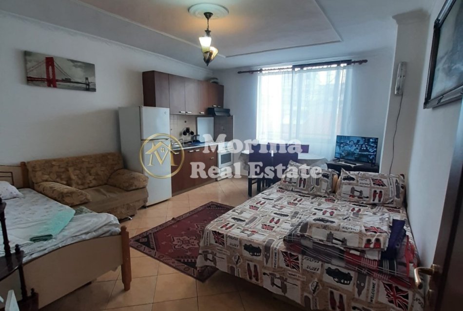 Tirane, jepet me qera apartament 1+1 Kati 3, 70 m² 500 € (Ali Baushi)