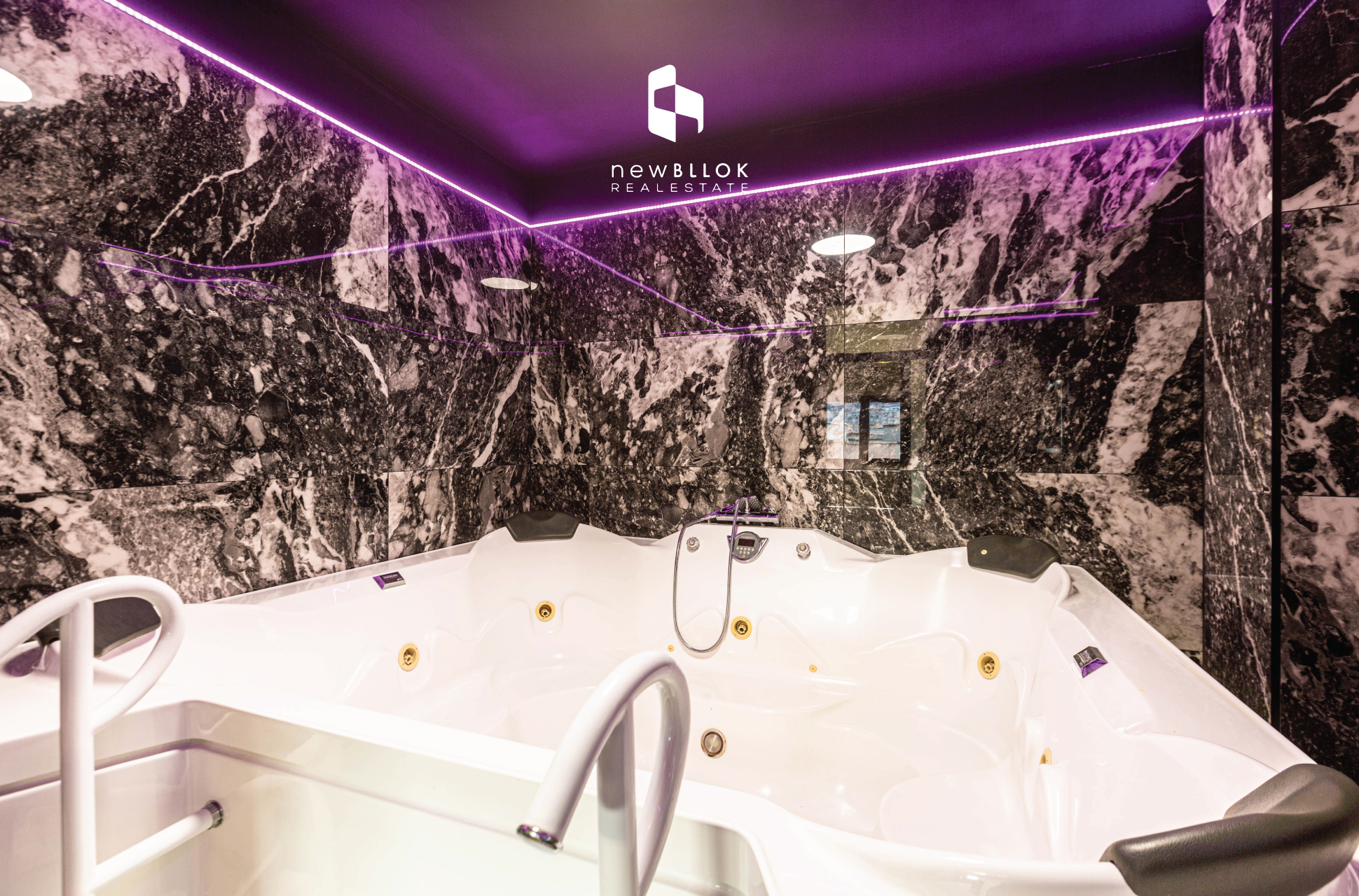 🌇 Luxury Penthouse: 2+1+2wc ( Komuna e Parisit - Kompleksi Dinamo ) 259,000 Euro - me Hidromasazh/Pishinë - 100% i Ri & Kompletuar (~Mbi 40,000€ investime)