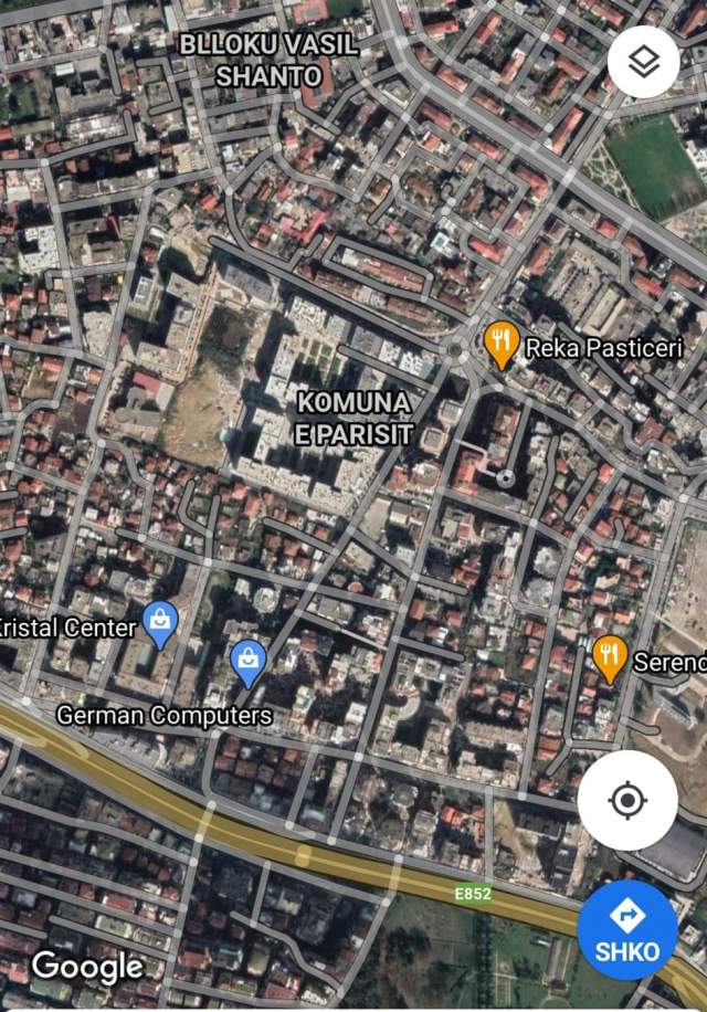 Tirane, shes dyqan Kati 0, 64 m² 128.000 Euro (Komuna e Parisit)