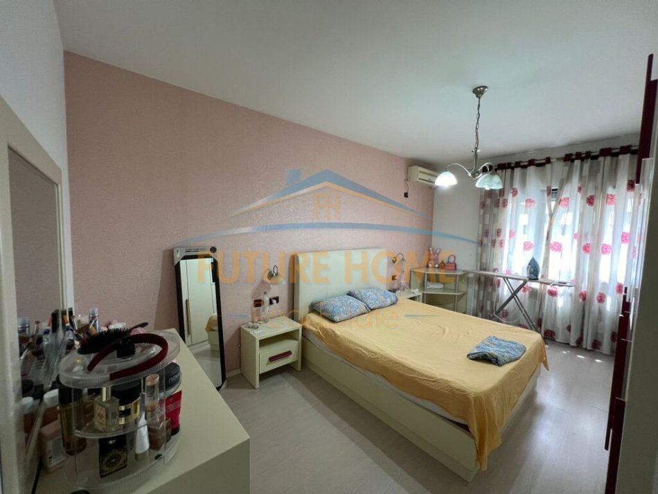 Tirane, shitet apartament 2+1 Kati 4, 97 m² 230.000 € (Komuna e Parisit, Tiranë)