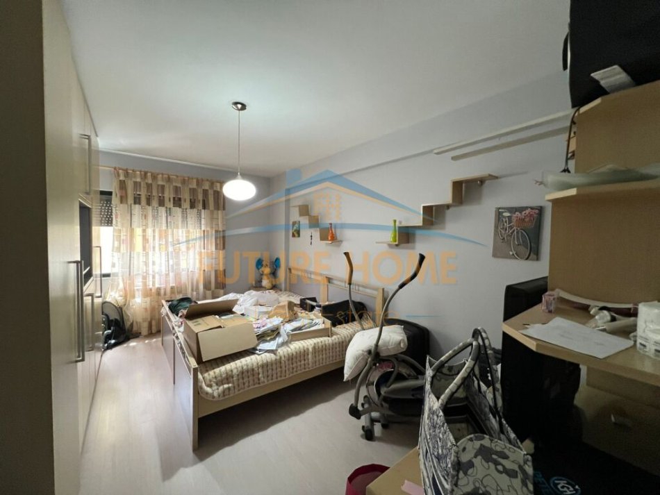Tirane, shitet apartament 2+1 Kati 4, 97 m² 230.000 € (Komuna e Parisit, Tiranë)