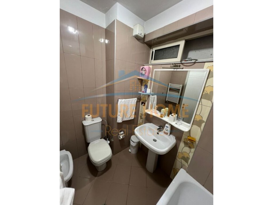 Tirane, shitet apartament 2+1 Kati 4, 97 m² 230.000 € (Komuna e Parisit, Tiranë)