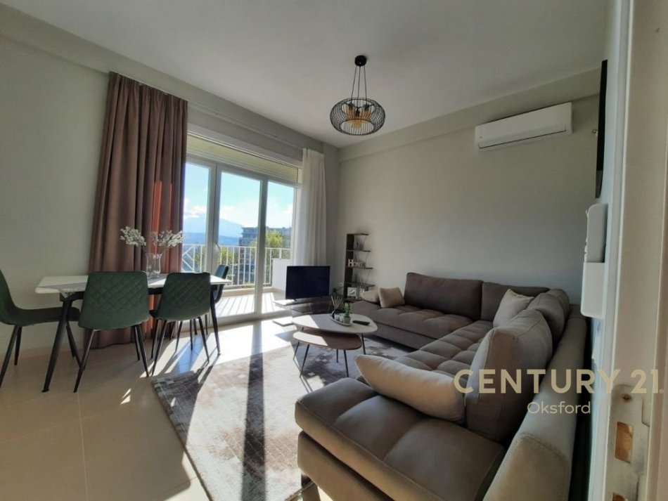 Tirane, jepet me qera apartament 2+1 Kati 1, 87 m² 850 € (kopshti zoologjik)