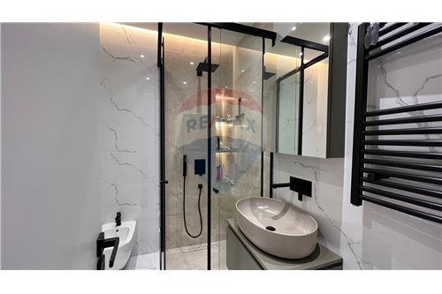 Tirane, shitet apartament 2+1+BLK Kati 3, 80 m² 205.000 Euro (rr.Marco Bocari)