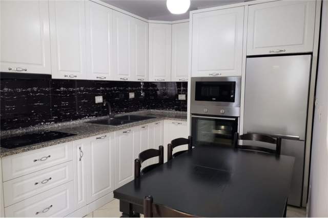 Tirane, jepet me qera apartament 2+1+A+BLK Kati 3, 450 Euro