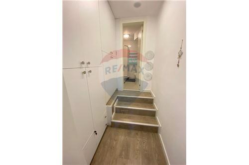 Tirane, shitet apartament 1+1+BLK Kati 1, 48 m² 69.900 Euro (liqeni thate)