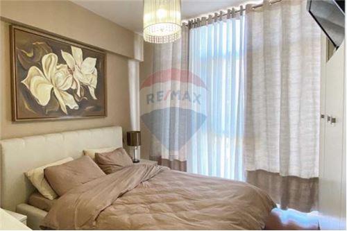 Tirane, shitet apartament 2+1 Kati 3, 170.000 Euro (Komuna e Parisit)