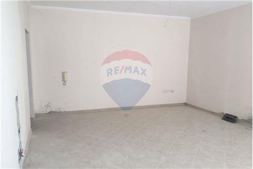 Tirane, shitet apartament 1+1+BLK Kati 1, 63 m² 53.500 Euro (astir)
