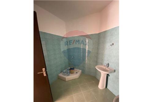 Tirane, shitet apartament 1+1+BLK Kati 3, 78 m² 71.000  (Loni Rigori)