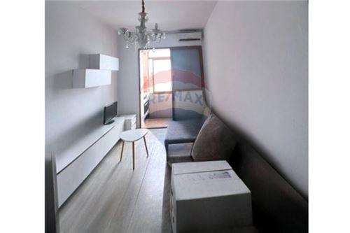 Tirane, jepet me qera apartament 1+1+BLK Kati 3, 70 m² 370 Euro