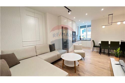 Tirane, shitet apartament 2+1+BLK Kati 3, 80 m² 205.000 Euro (rr.Marco Bocari)