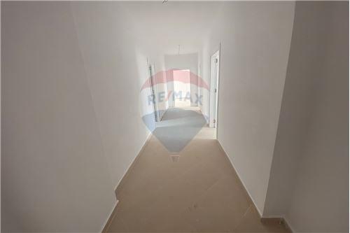 Tirane, shitet apartament 2+1 Kati 4, 105 m² 106.000 € (Fresku, Shqipëri)