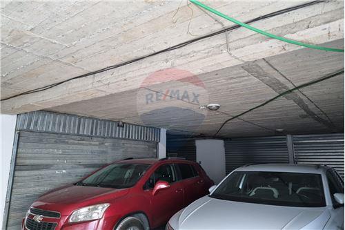 Tirane, shitet apartament 2+1+BLK Kati 1, 107 m² 145.500 Euro (Rruga e Barrikadave)