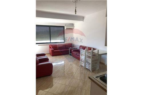 Tirane, shitet apartament 3+1 Kati 8, 104 m² 95.000 Euro (astir)