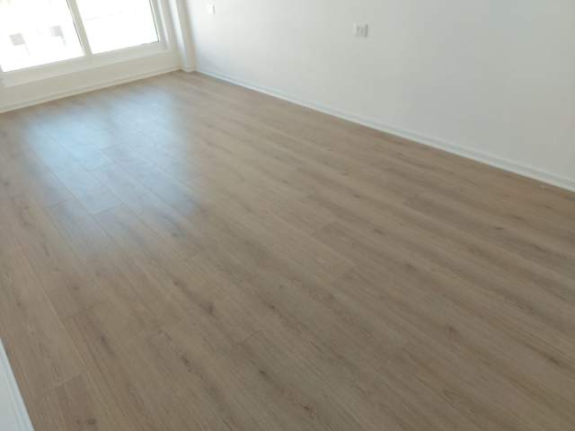Tirane, jepet me qera zyre Kati 8, 115 m² 600 Euro (Ndre Mjeda)