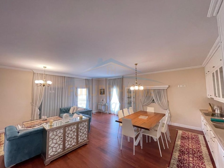 0683487469 Tirane, jepet me qera apartament 2+1+Ballkon Kati 2, 109 m² 270.000 € (Liqeni i Thate , Rruga Peti)
