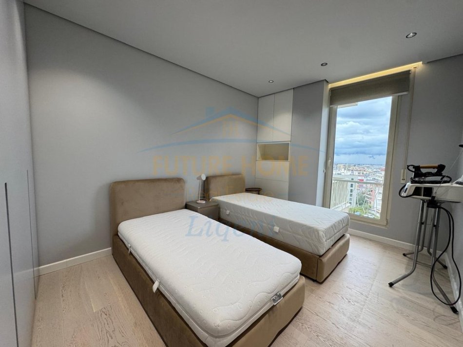 0683487469 Tirane, jepet me qera apartament 2+1+Ballkon Kati 2, 110 m² 950 € (Rruga Peti)