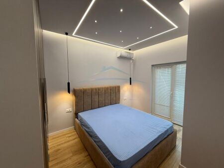 Tirane, jepet me qera apartament 1+1+Ballkon Kati 6, 48 m² 600 € (Rruga Hoxha Tahsim AREA45943)