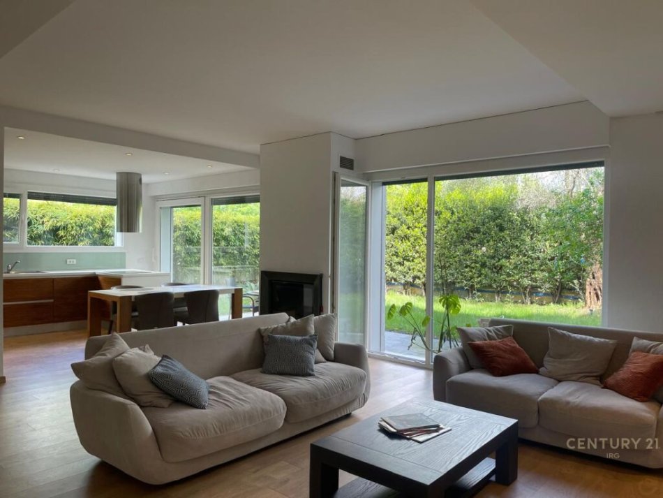Tirane, jepet me qera apartament 3+1 Kati 1, 128 m² 1.500 € (Long Hill Residence)