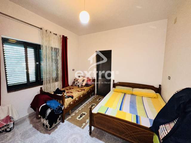 Shkoder, jepet me qera shtepi 2 Katshe Kati 2, 120 m² 300 Euro (Shkolla Austriake)